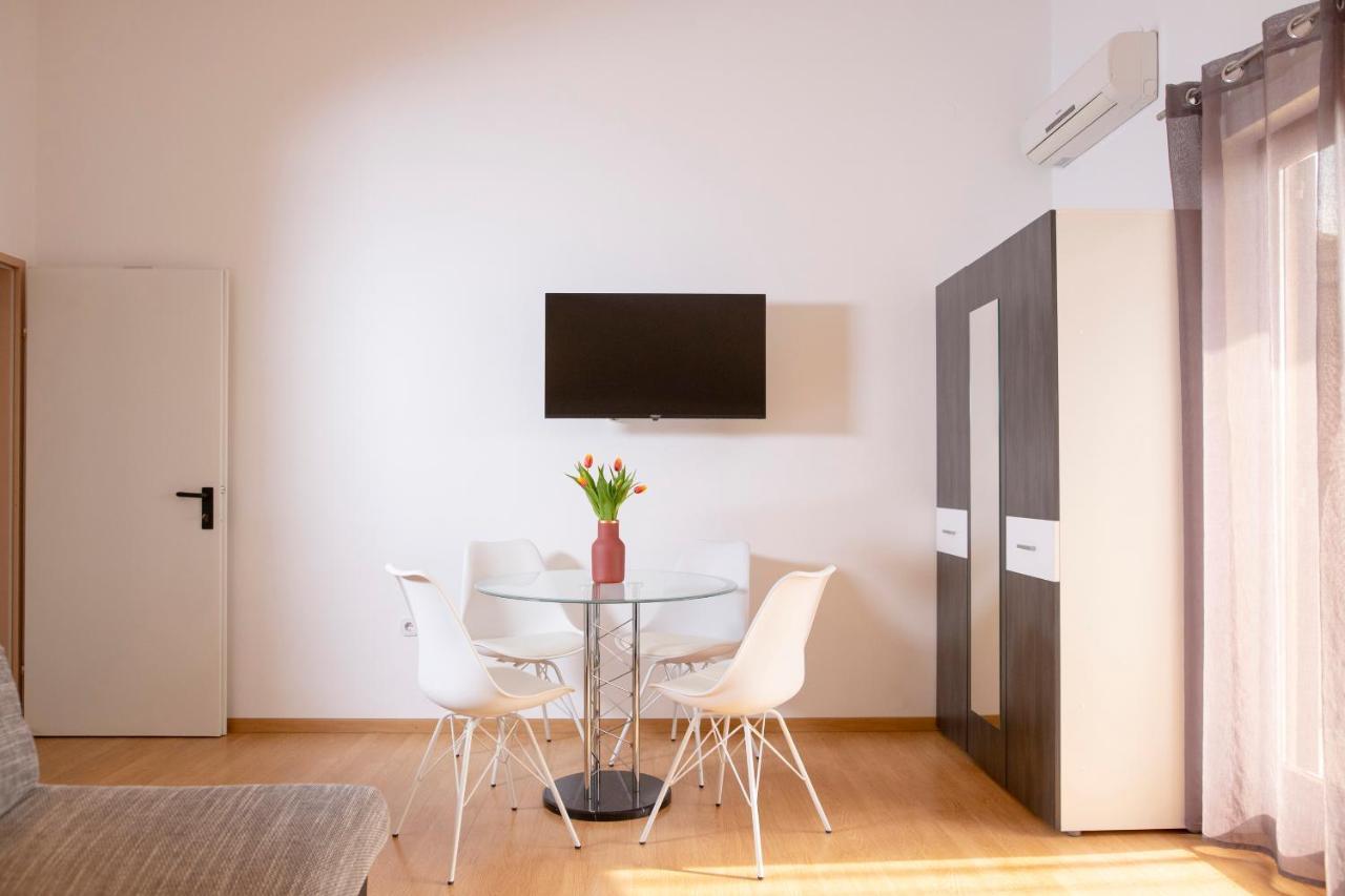 Apartman Ivo Kaštela Esterno foto