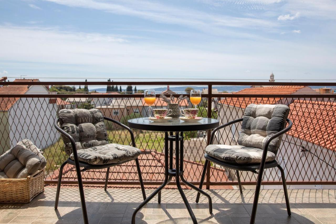 Apartman Ivo Kaštela Esterno foto