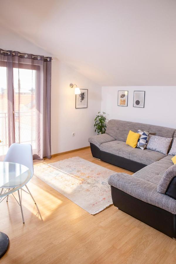 Apartman Ivo Kaštela Esterno foto