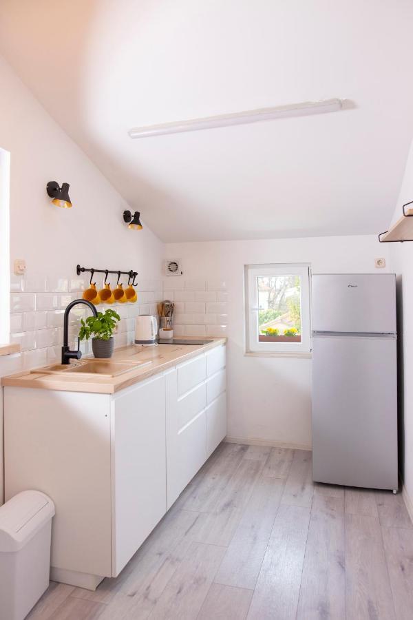 Apartman Ivo Kaštela Esterno foto