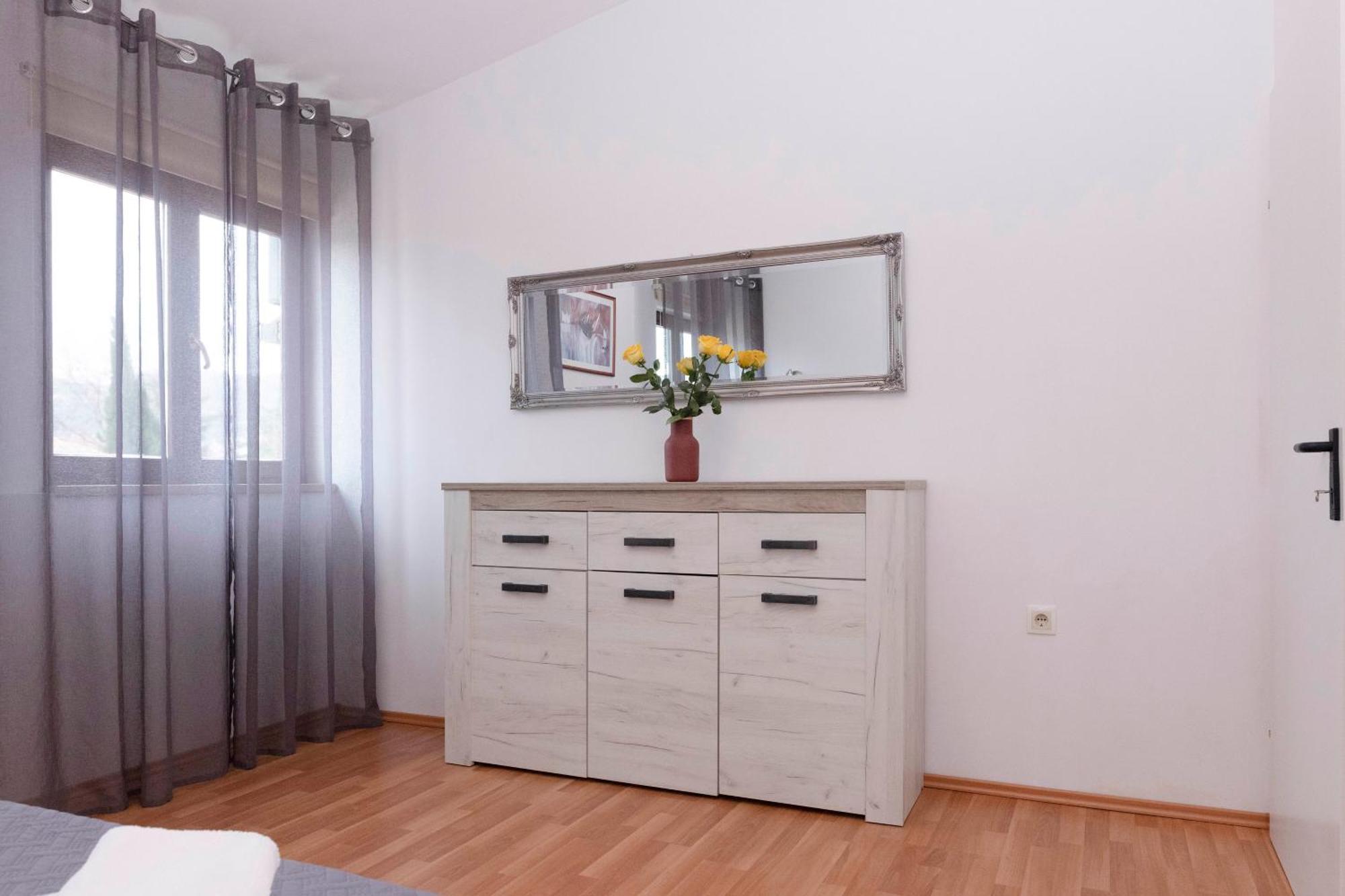 Apartman Ivo Kaštela Esterno foto